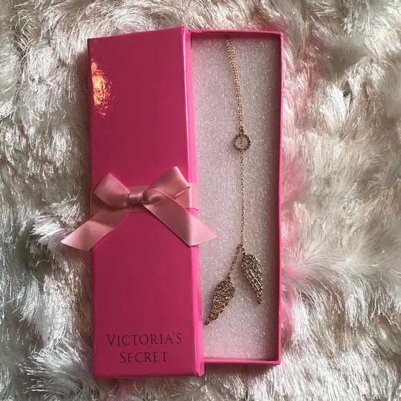 Victoria's Secret Jewelry - NWT Victoria’s Secret Angel Wings Drop Necklace